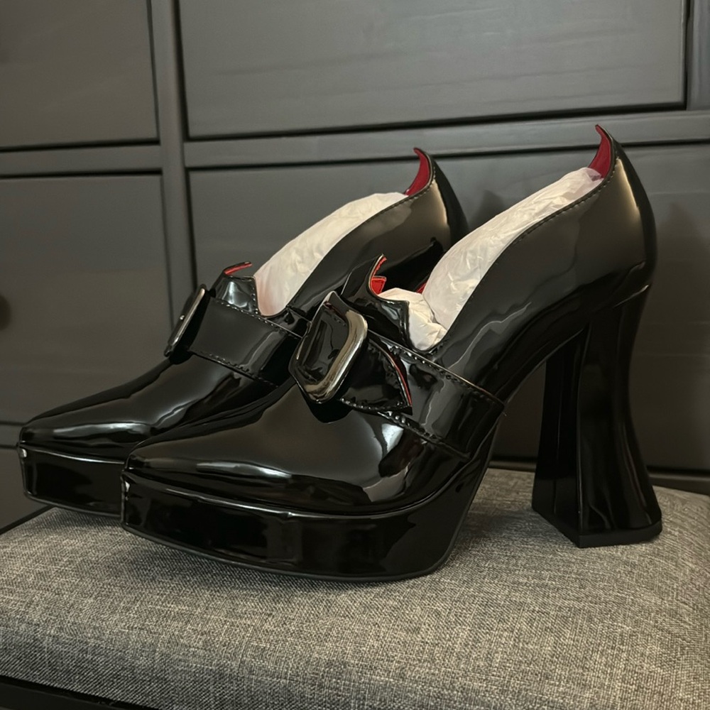 Dolls Kill Women’s Black Courts
